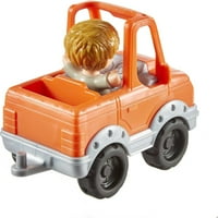 Fisher-mali ljudi pomažu prijatelju da pokupi kamion, narančasti automobil s igračkama i akcijsku figuru za malu