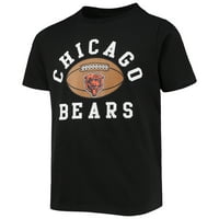 Mladi crni Chicago nosi nogometnu majicu